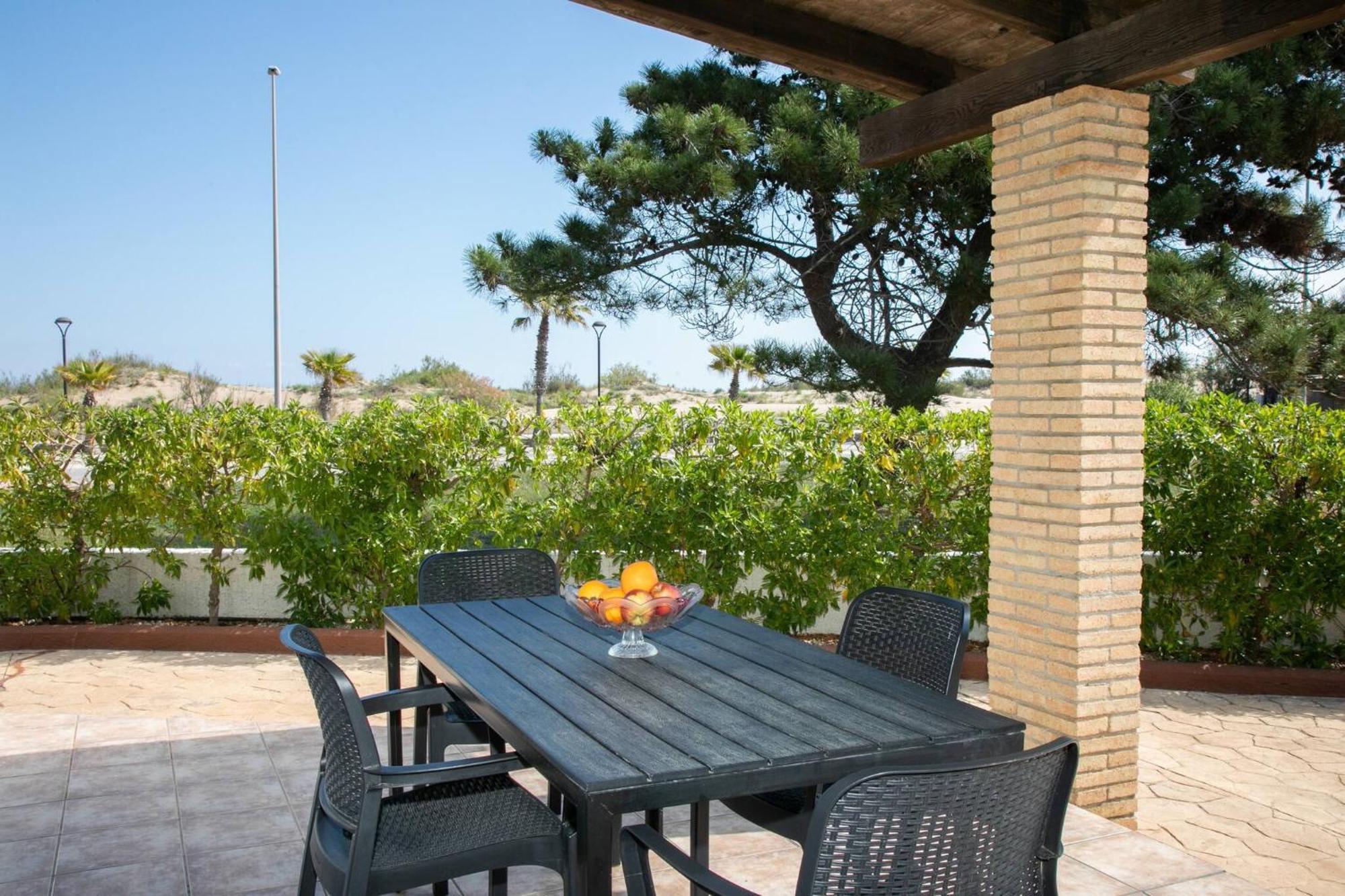 Eusebio - Casa En Riumar Para 4 Personas Y En Primera Linia De Mar - Deltavacaciones Екстер'єр фото